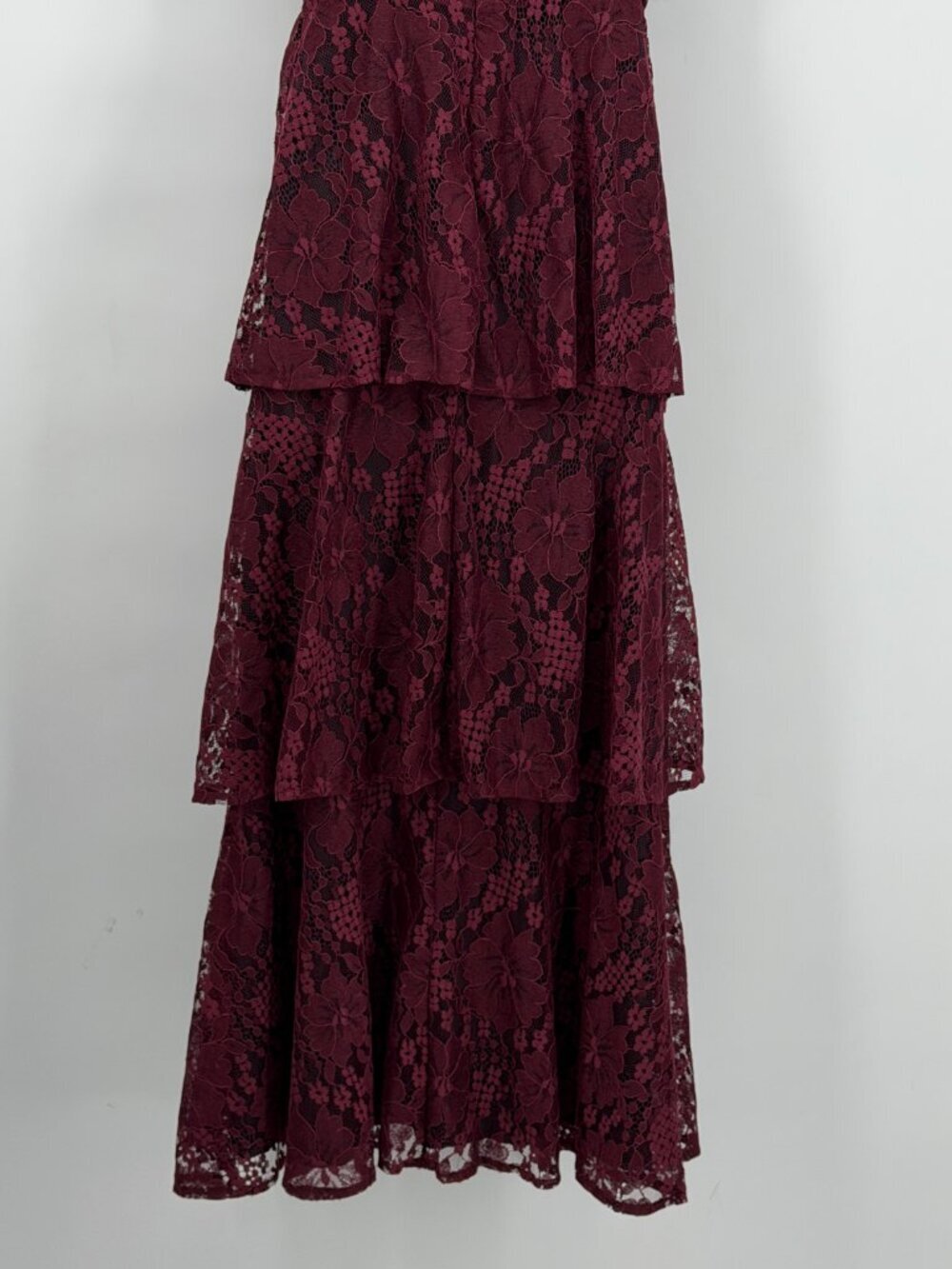 Lulus Burgundy Lace Tiered Midi Maxi Dress Women M Sleeveless Ruffle Elegant - Picture 5 of 11